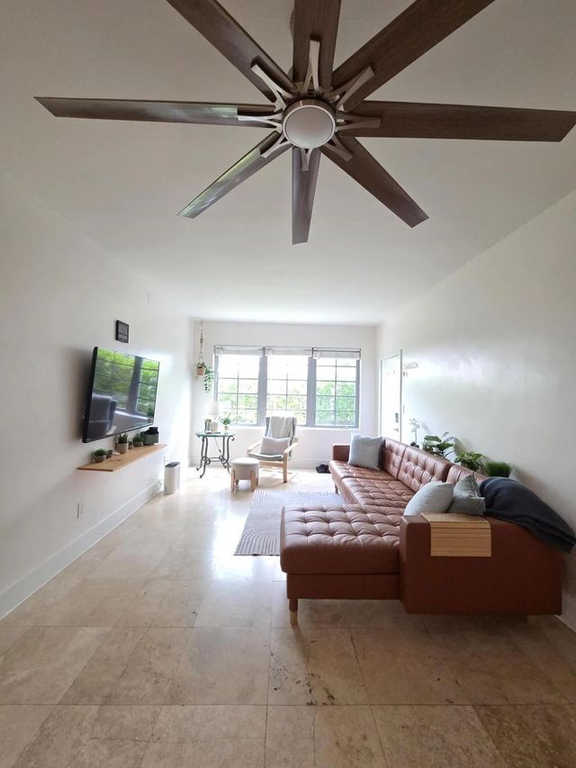 5 of 14 - 1045 Lenox Avenue #6, Miami Beach, FL