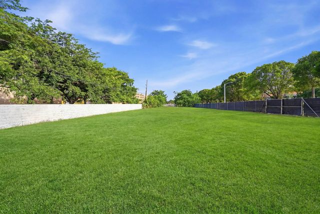 3 of 24 - 1800 N Sherman Circle, Miramar, FL
