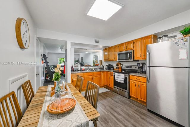 4 of 26 - 14901 Sw 82nd Terrace #1-205, Miami, FL