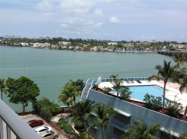 1865 79th St Causeway #8k, Miami