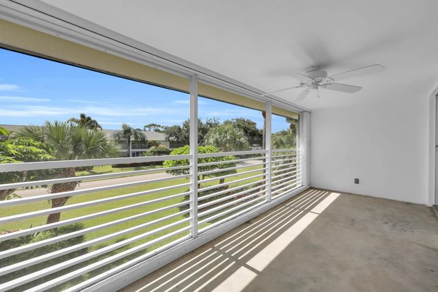 3 of 34 - 4 Garden Street #204n, Tequesta, FL