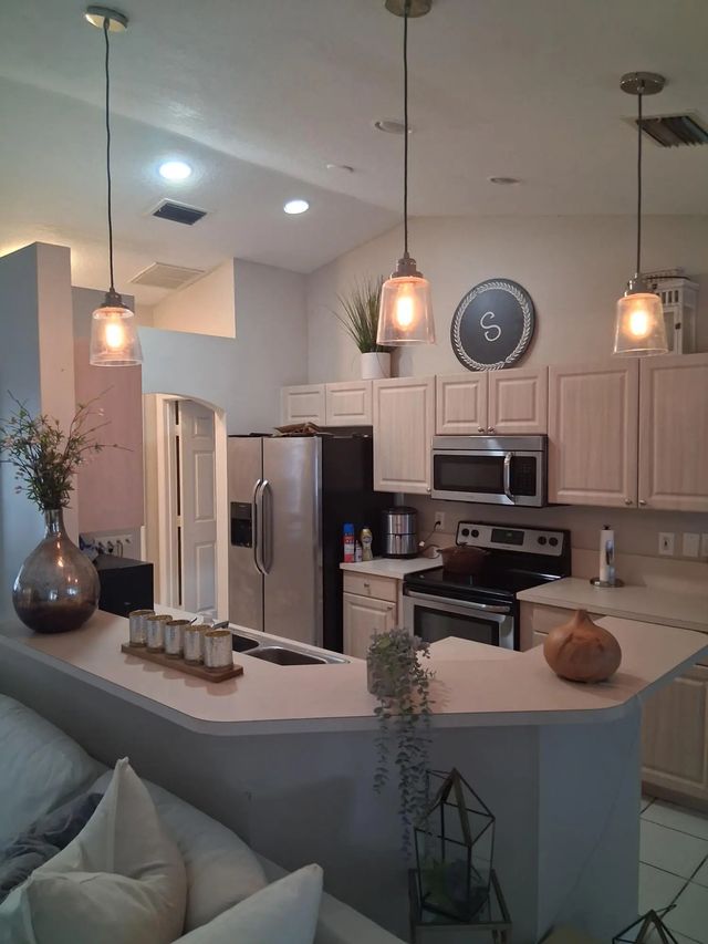 4 of 8 - 2175 Sw Algiers Street, Port St. Lucie, FL