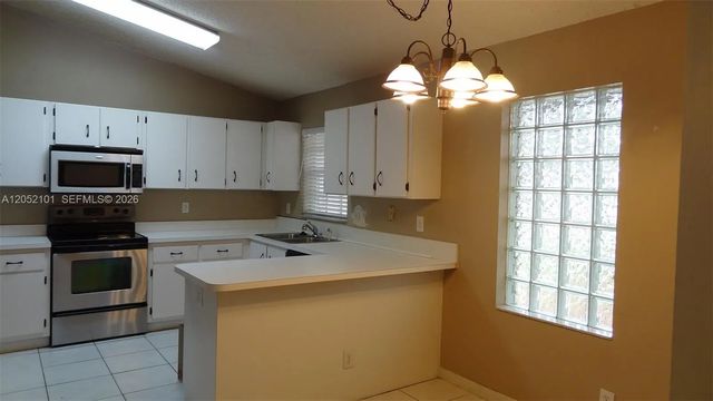 4 of 19 - 12276 Nw 36th Place, Sunrise, FL