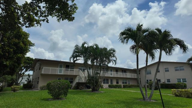 2 of 22 - 326 Chatham P #326, West Palm Beach, FL