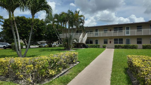 3 of 22 - 326 Chatham P #326, West Palm Beach, FL