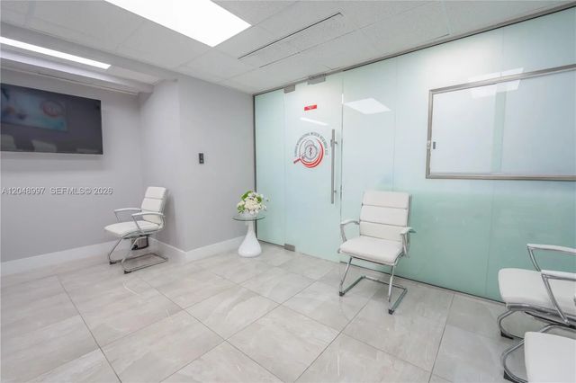 4 of 28 - 747 Ponce De Leon Boulevard #402, Coral Gables, FL