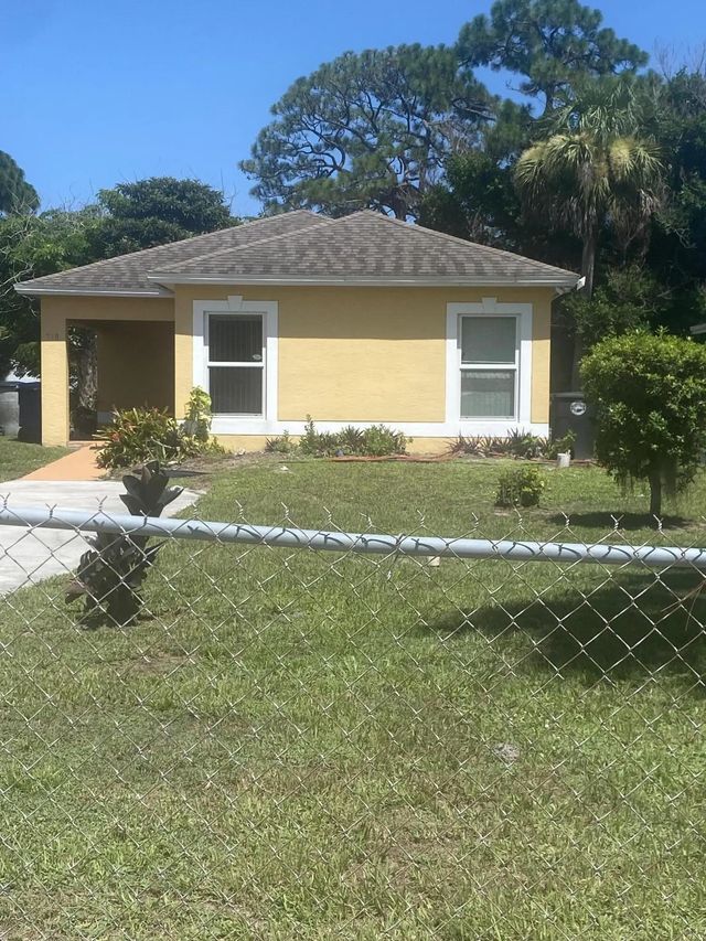 710 N 23rd Street, Fort Pierce