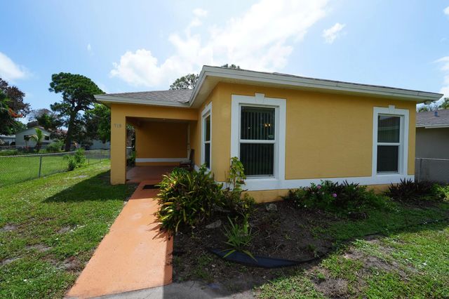 4 of 15 - 710 N 23rd Street, Fort Pierce, FL