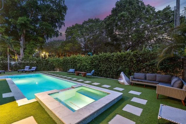 4 of 74 - 9200 Ne 12th Avenue, Miami Shores, FL