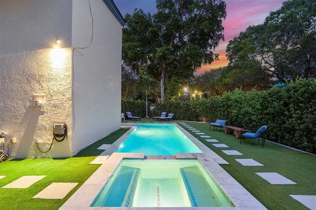5 of 74 - 9200 Ne 12th Avenue, Miami Shores, FL