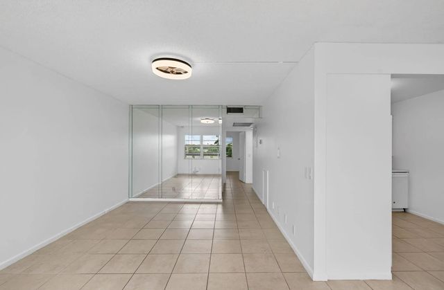 4 of 108 - 4028 Hythe B, Boca Raton, FL