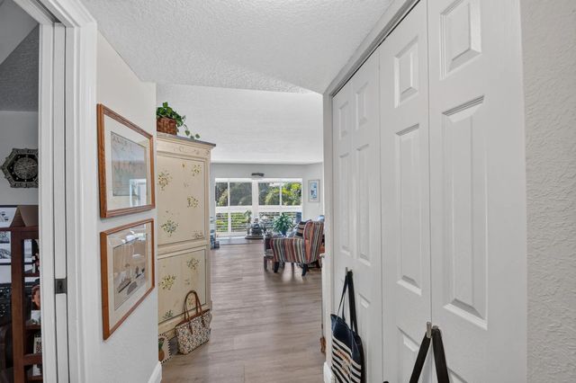 5 of 56 - 3590 Via Poinciana #311, Lake Worth, FL