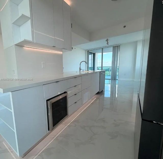 4 of 33 - 2641 N Flamingo Road #2208n, Sunrise, FL
