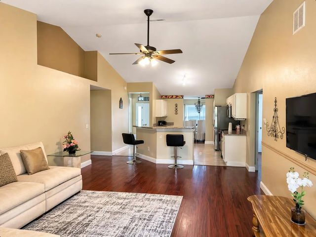 4 of 16 - 2256 Sw Franklin Street, Port St. Lucie, FL