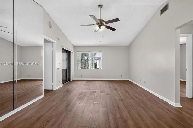 3 of 26 - 7626 Tahiti Lane #204, Lake Worth, FL