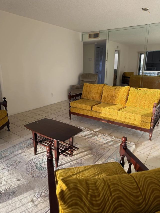 5 of 16 - 10442 Sunrise Lakes Boulevard #210, Sunrise, FL