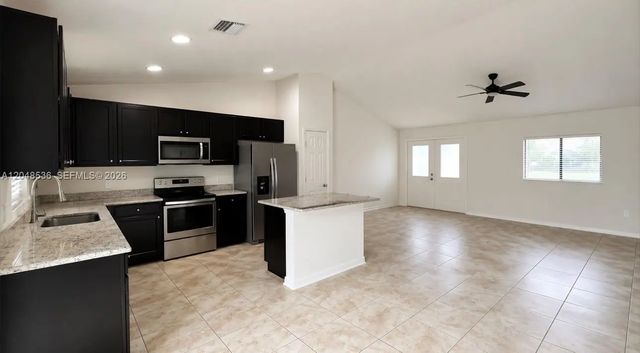 5 of 23 - 2208 Nw 42nd Place, Cape Coral, FL