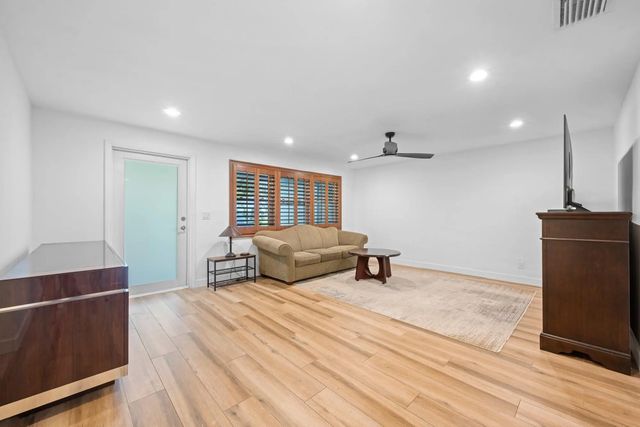4 of 35 - 5288 Sw 92nd Terrace, Cooper City, FL