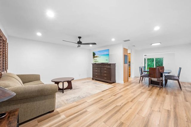 5 of 35 - 5288 Sw 92nd Terrace, Cooper City, FL