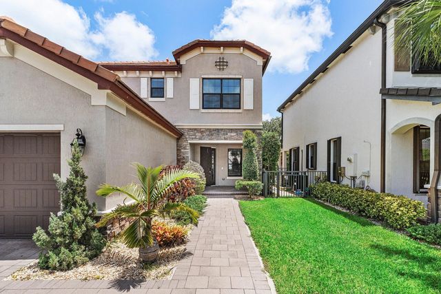 2 of 40 - 5428 Sandbirch Way, Lake Worth, FL