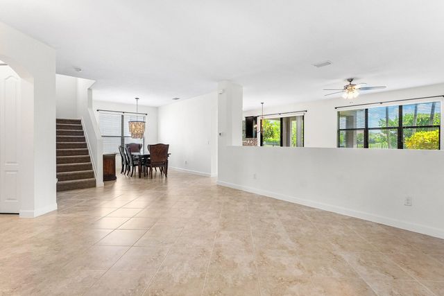 4 of 40 - 5428 Sandbirch Way, Lake Worth, FL