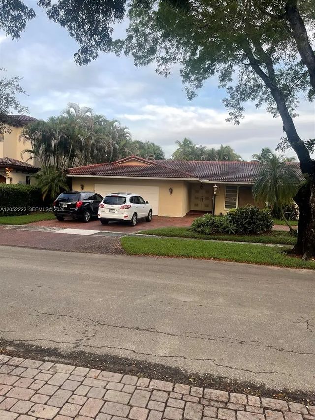 16120 E Troon Circle, Miami Lakes