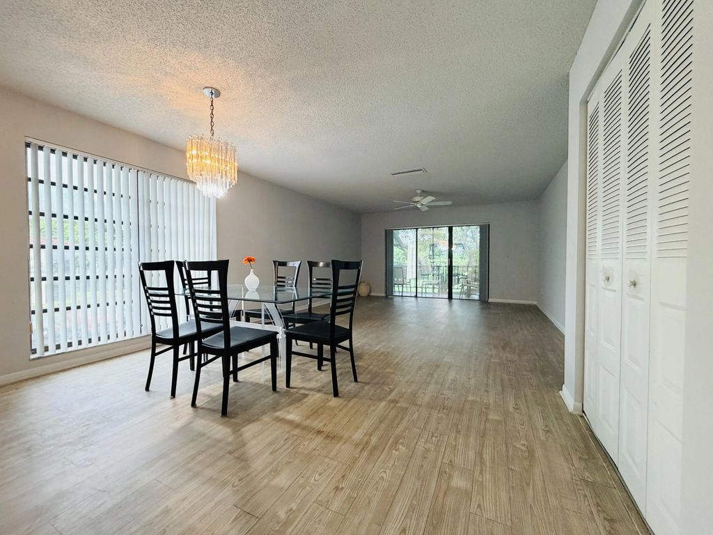 21411 Juego Circle #32b, Boca Raton