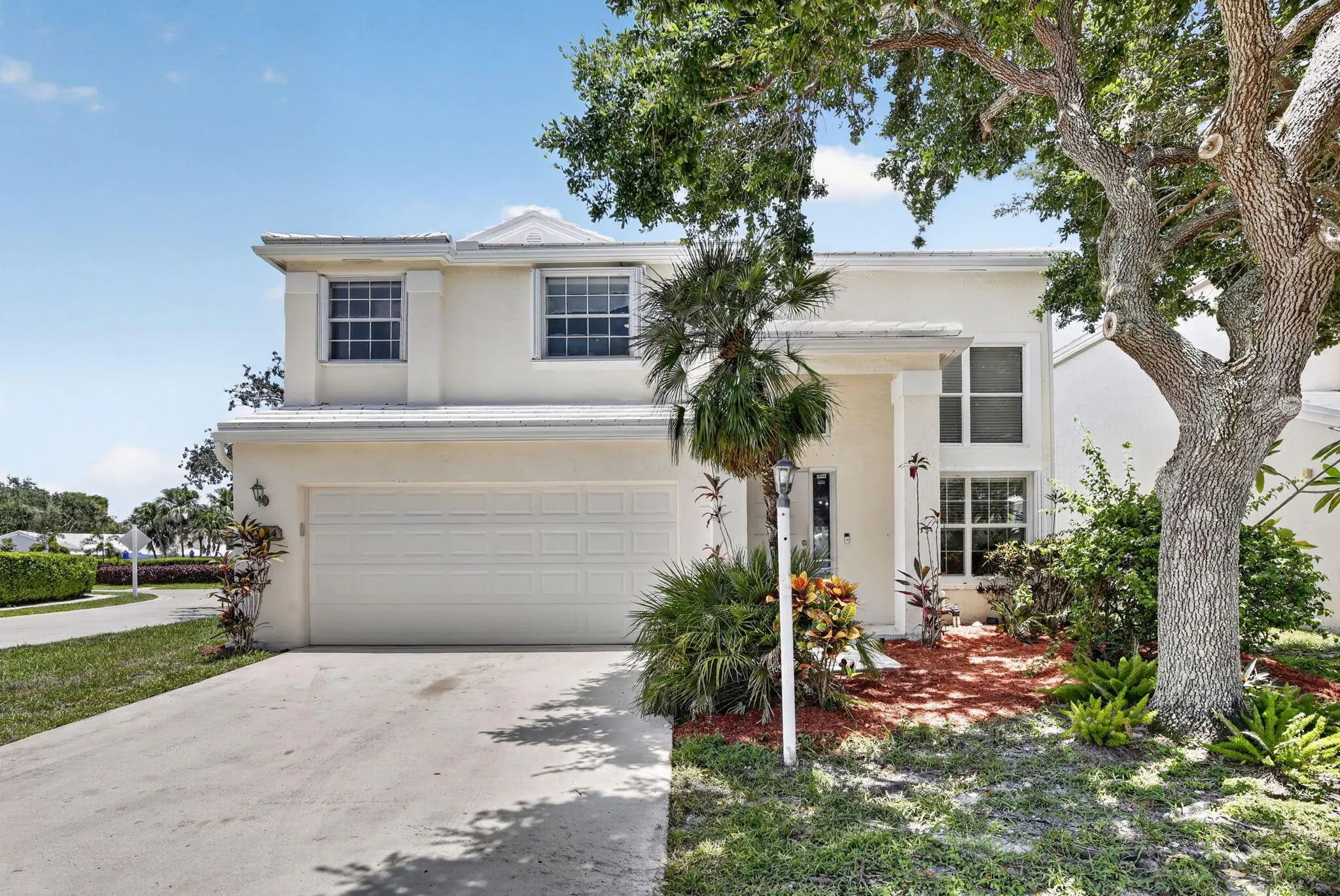 9444 Nw 8th Circle, Plantation