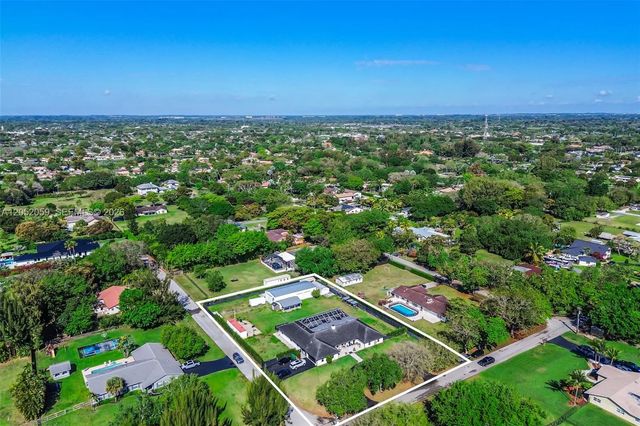 5431 Sw 109th Avenue, Davie
