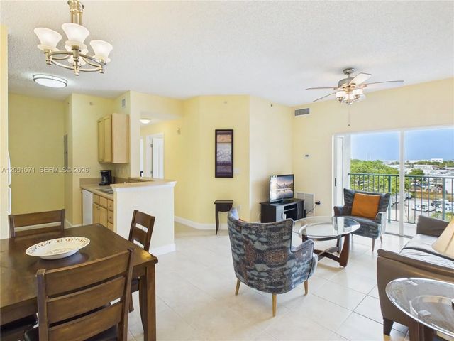 3 of 37 - 6001 Sw 70th Street #502, South Miami, FL