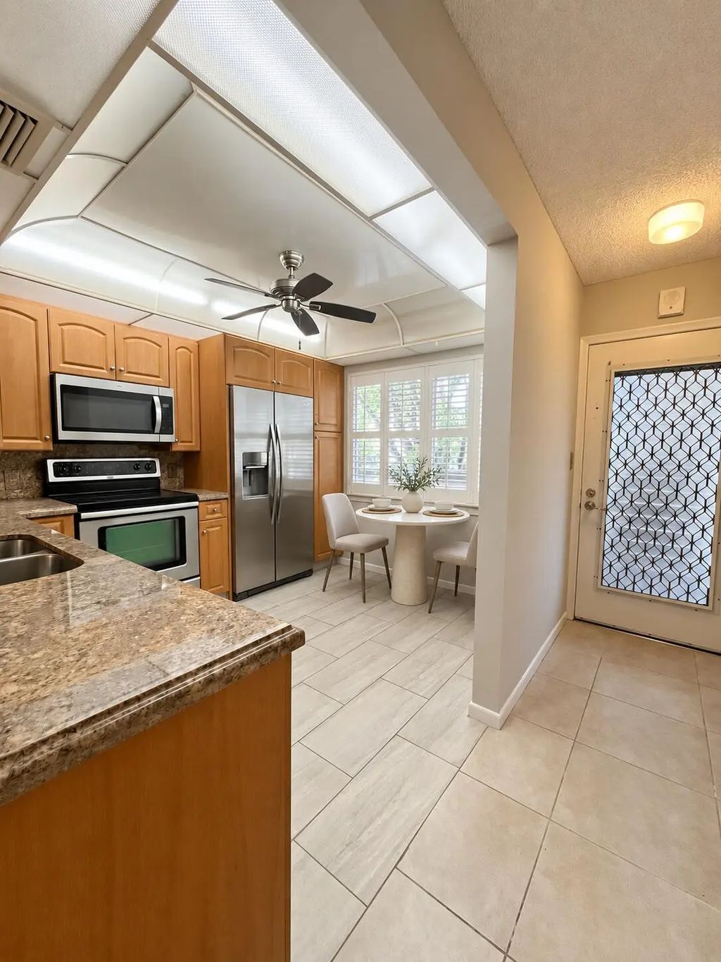 4701 Martinique Drive #l2, Coconut Creek