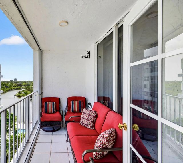 1160 N Federal Highway #1017, Fort Lauderdale