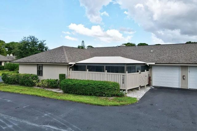 725 Timber Ridge Trail Sw #unit B, Vero Beach