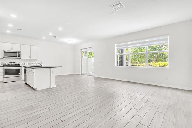 3 of 24 - 4164 Ficus Street, Hollywood, FL