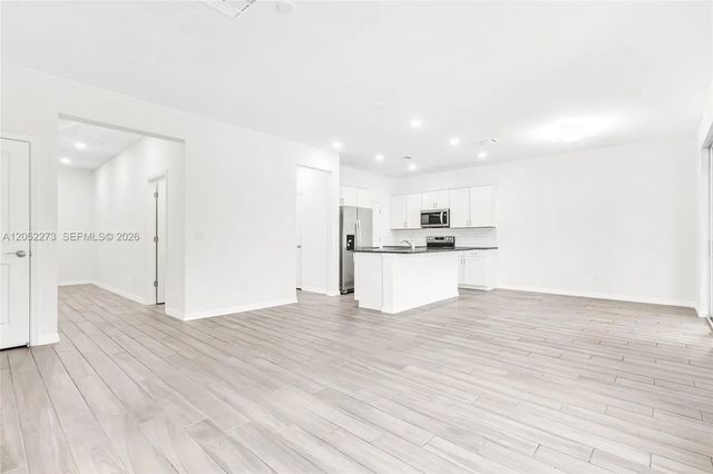 4 of 24 - 4164 Ficus Street, Hollywood, FL