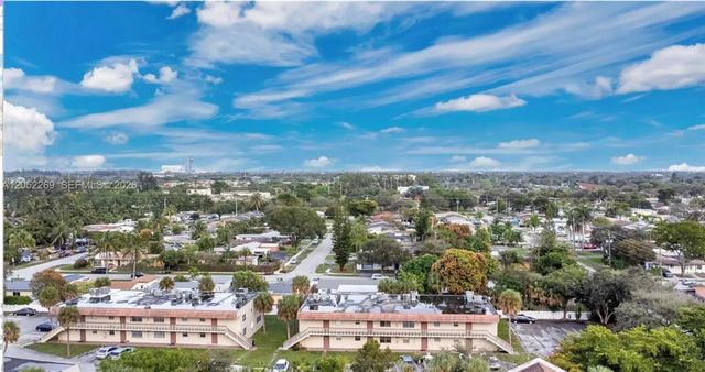 3777 Nw 78th Avenue #10b, Davie