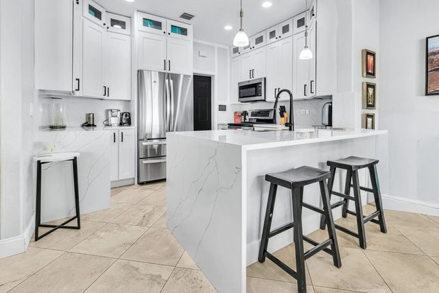 5428 Pointe Villa Drive #e, Lighthouse Point
