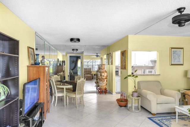 4 of 25 - 9 Prescott A #9, Deerfield Beach, FL