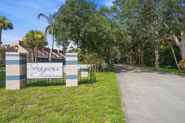 4 of 30 - 2480 Se Garden Terrace #507, , FL
