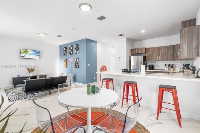 5 of 19 - 1820 Sw 9th Street, Fort Lauderdale, FL