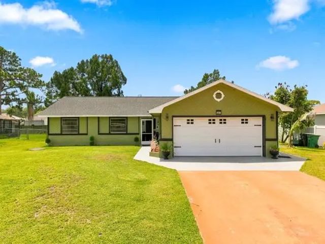 2 of 40 - 450 Se Thornhill Drive, Port St. Lucie, FL