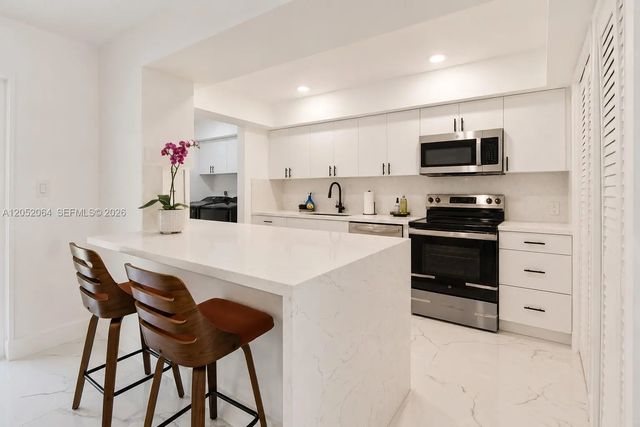4 of 15 - 8401 Sw 107th Avenue #130e, Miami, FL