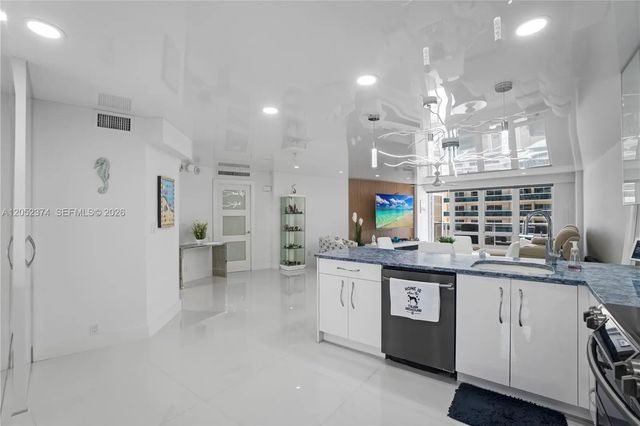 2 of 33 - 4100 Galt Ocean Drive #404, Fort Lauderdale, FL