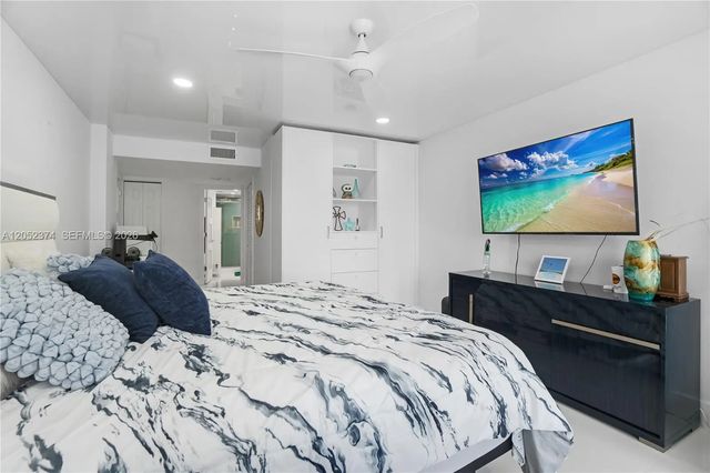 3 of 33 - 4100 Galt Ocean Drive #404, Fort Lauderdale, FL