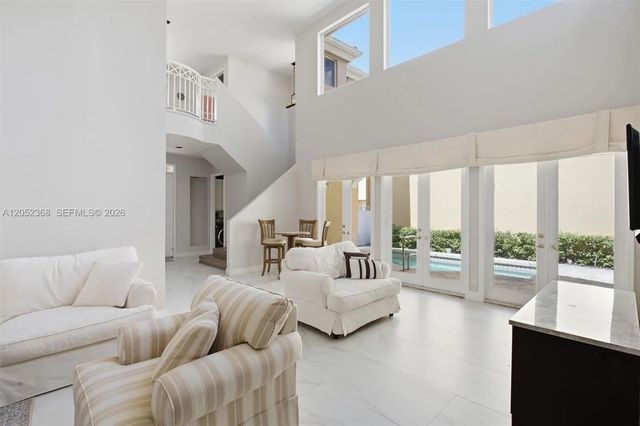 3 of 40 - 3722 Ne 208th Terrace, Aventura, FL