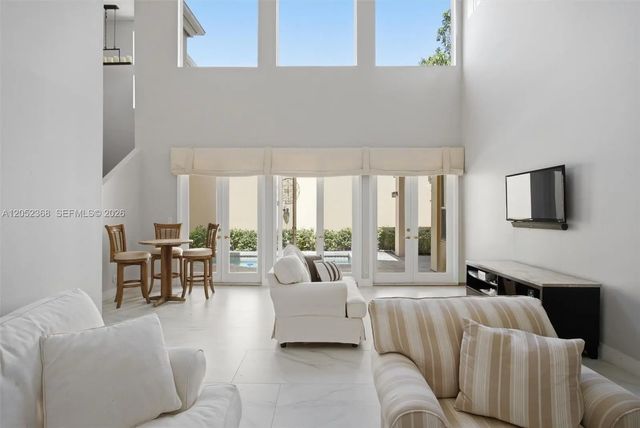 4 of 40 - 3722 Ne 208th Terrace, Aventura, FL