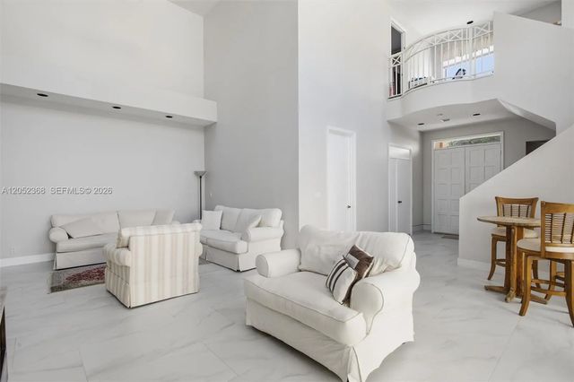 5 of 40 - 3722 Ne 208th Terrace, Aventura, FL