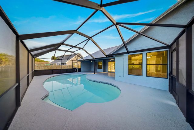 4802 Sunset Boulevard, Fort Pierce