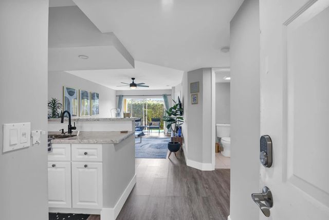 5 of 18 - 1030 Lake Shore Drive #103, Lake Park, FL