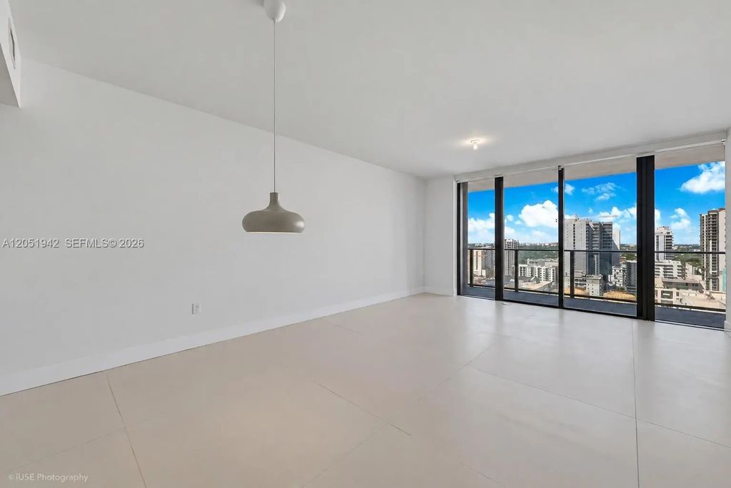 1000 Brickell Plaza #2110, Miami